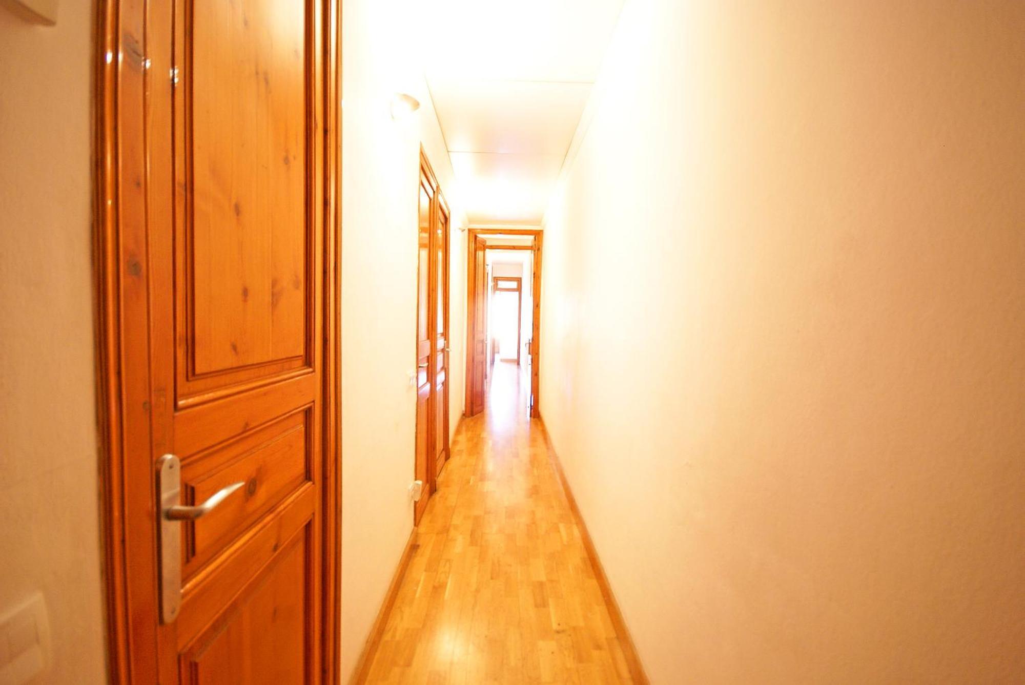 Flateli Aribau, Barcelona